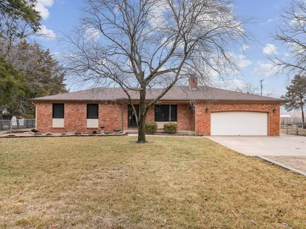 11904 W Cedar Ln, Maize, KS 67101