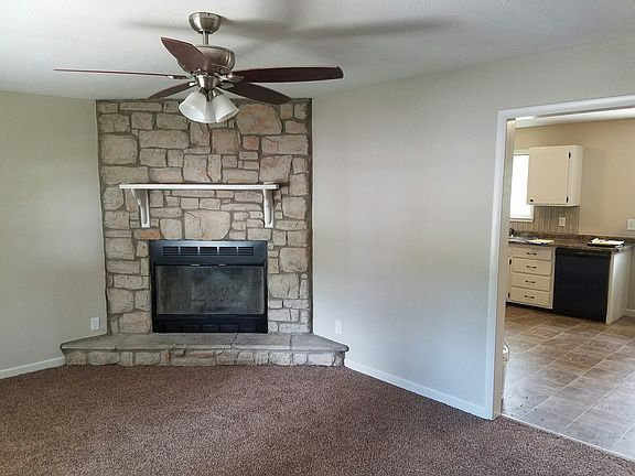 4th image of 19209 E 5th Terrace Ct N