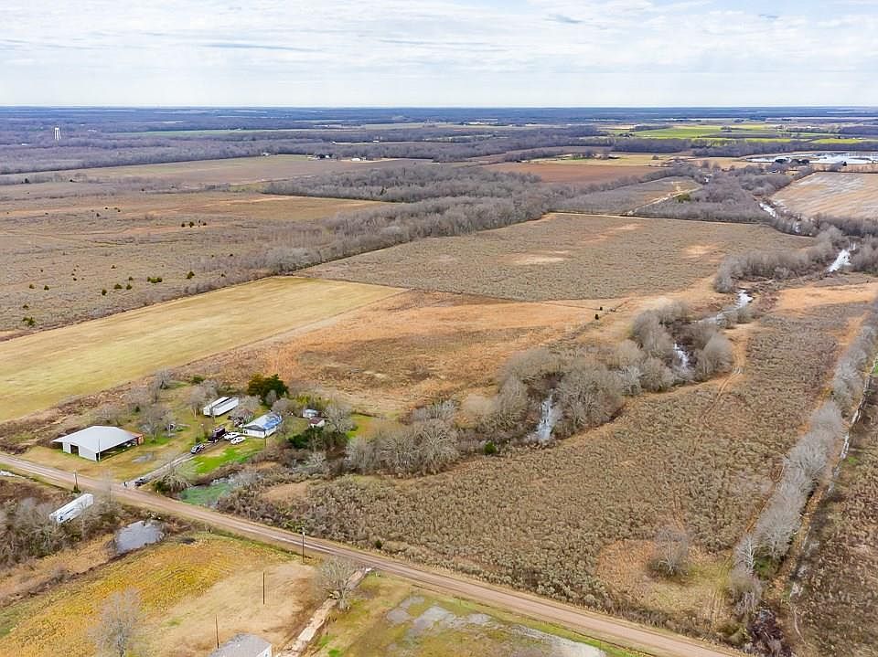 2nd image of 300 Futch Rd