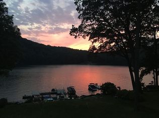 75 Taagan Point Rd, Danbury, CT 06811