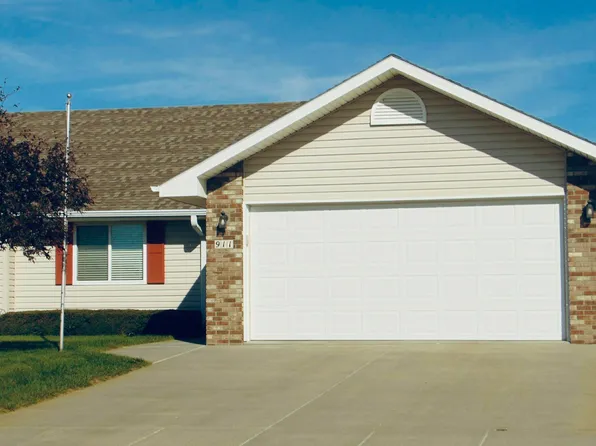 911 Janet Ln, Norfolk, NE 68701