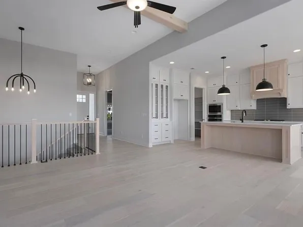 12223 S Solomon Rd, Olathe, KS 66061