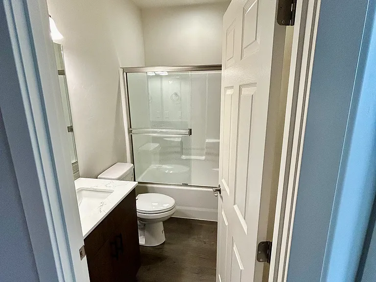 20496 Empire Ave — Photo 9