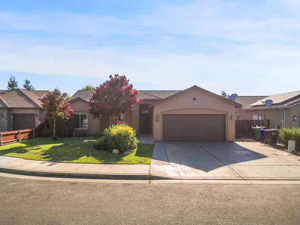 927 Shadowood Place, Porterville, CA 93257