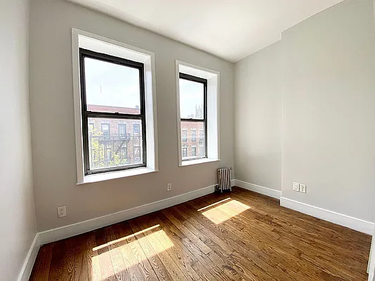 Rented by Bruma Realty LLC | media 1