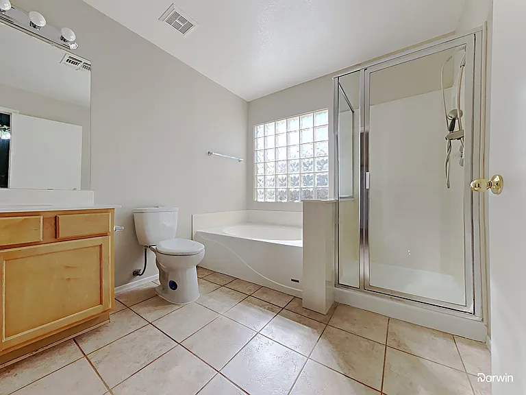 9305 E Medina Ave — Photo 10