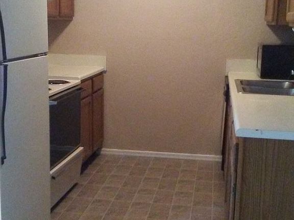2nd image of 1316 Eastgate Dr