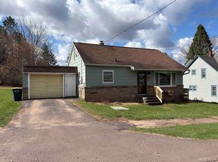 111 E Ash St, Ironwood, MI 49938