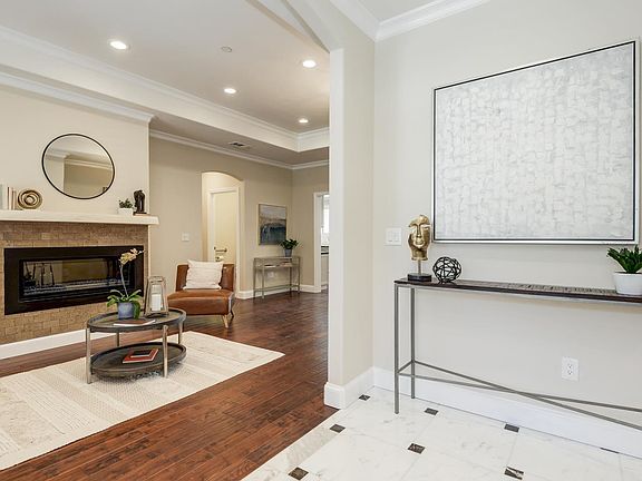 2nd image of 1378 Los Arboles Ave