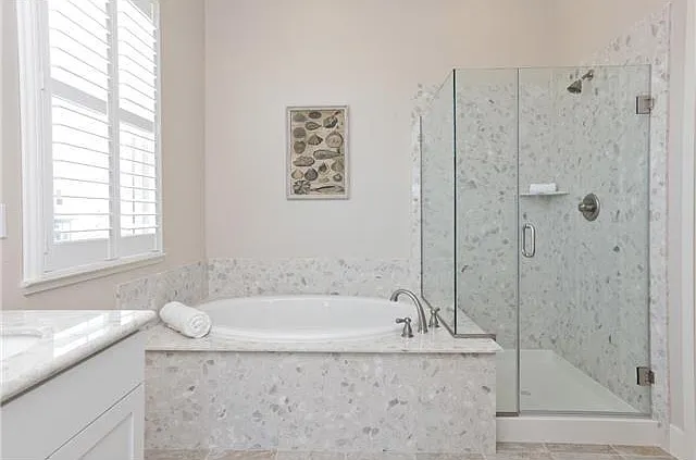 401 Derby Ave — Photo 15