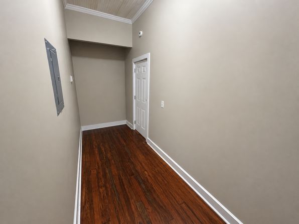 111 N Main St #D