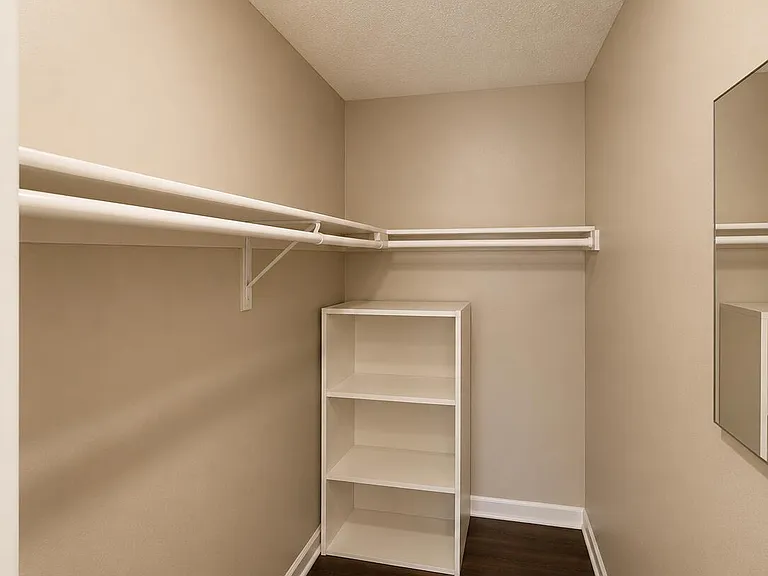 4125 Woodside Dr #2 — Photo 23