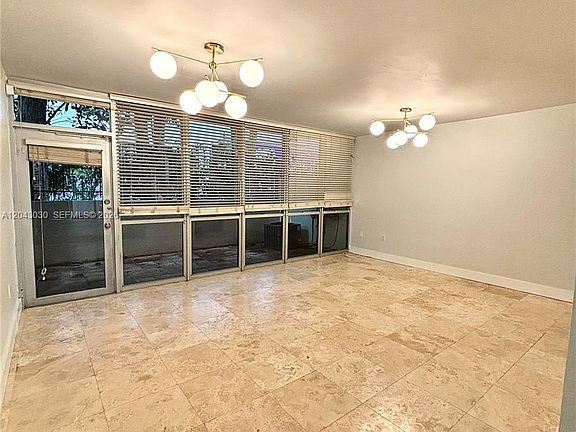 5th image of 2666 Tigertail Ave APT 114