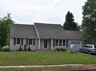 22 Revere Rd, Piscataway, NJ 08854