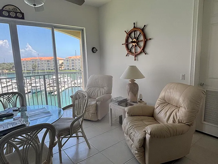 15 Harbour Isle Dr W #Penthouse 05 — Photo 11