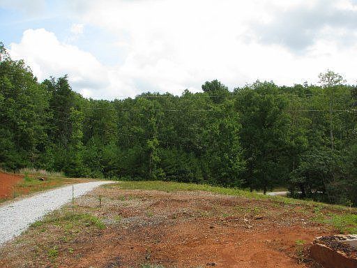 2nd image of 323 Conde Lindsay Cir Lot Tract
