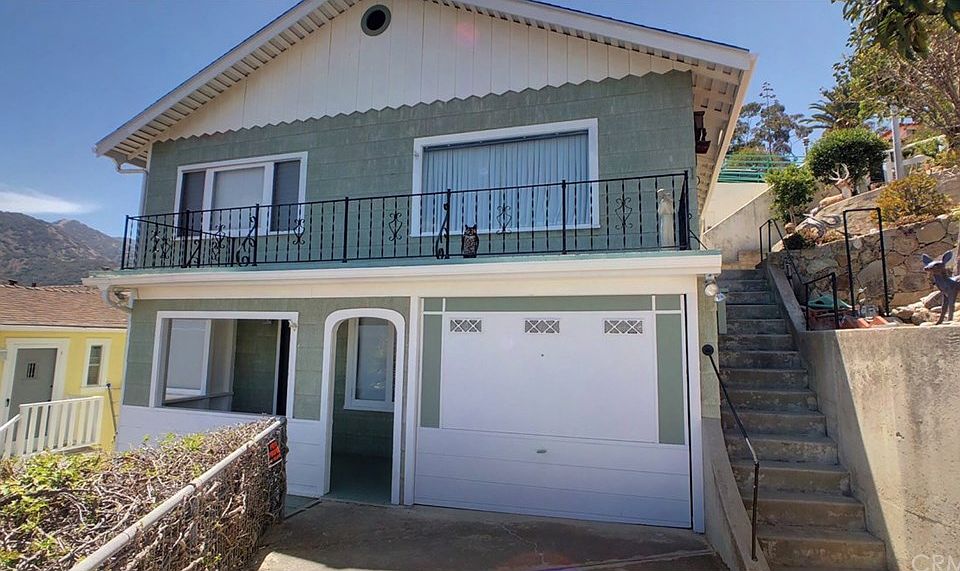 2nd image of 310 E Whittley Ave