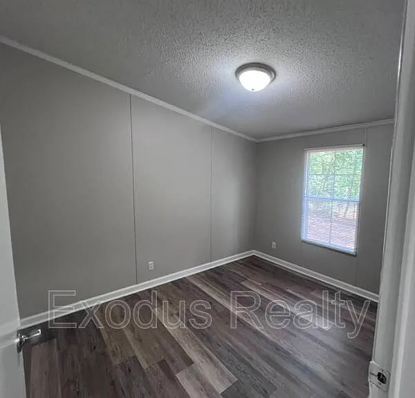 114 Kathleen Ter — Photo 21