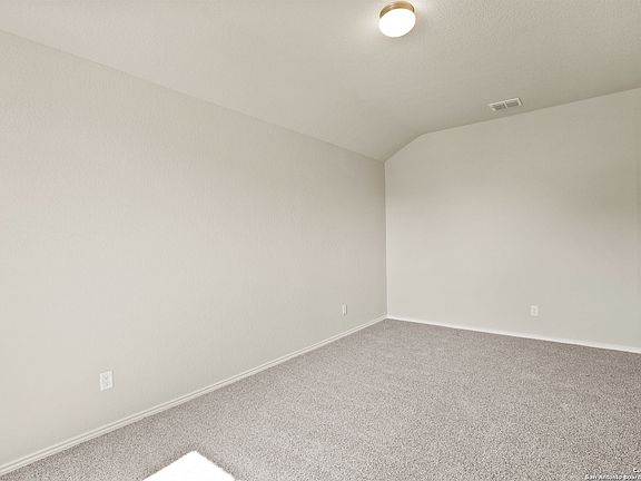 5th image of 3168 Morlanga St