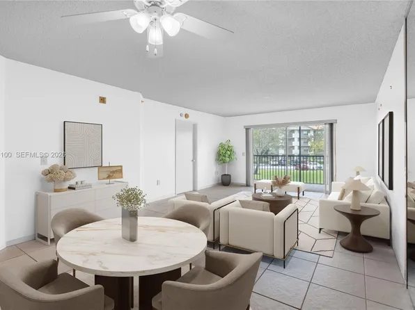 550 SW 137th Ave APT 208L, Hollywood, FL 33027