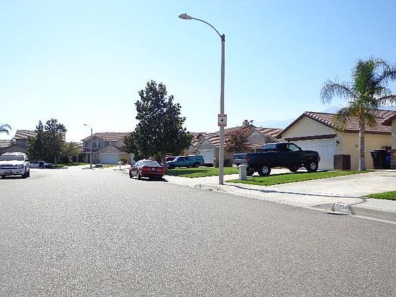 5th image of 15254 Yeager Ave