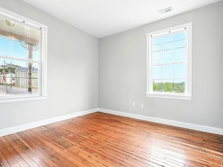 1423 Pierce St — Photo 19
