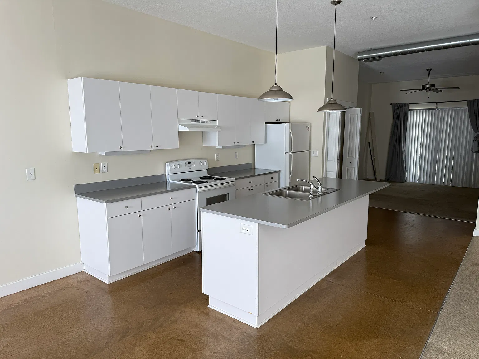 1 bed, 963 sqft, $850 — Photo 3