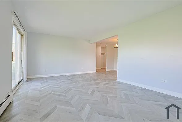 673 E Fullerton Ave #105 — Photo 9