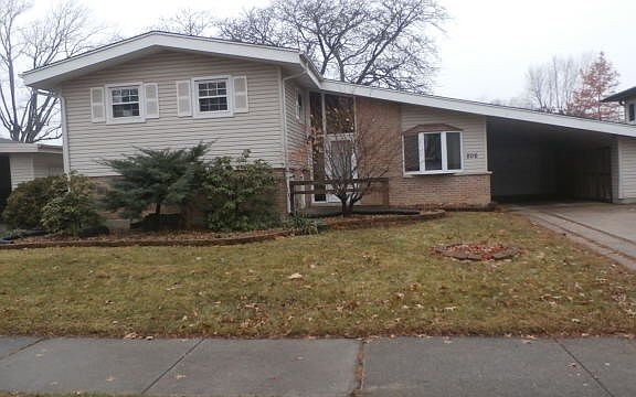 2nd image of 206 Westwood Dr