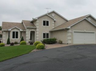 25950 141st St NW, Zimmerman, MN 55398