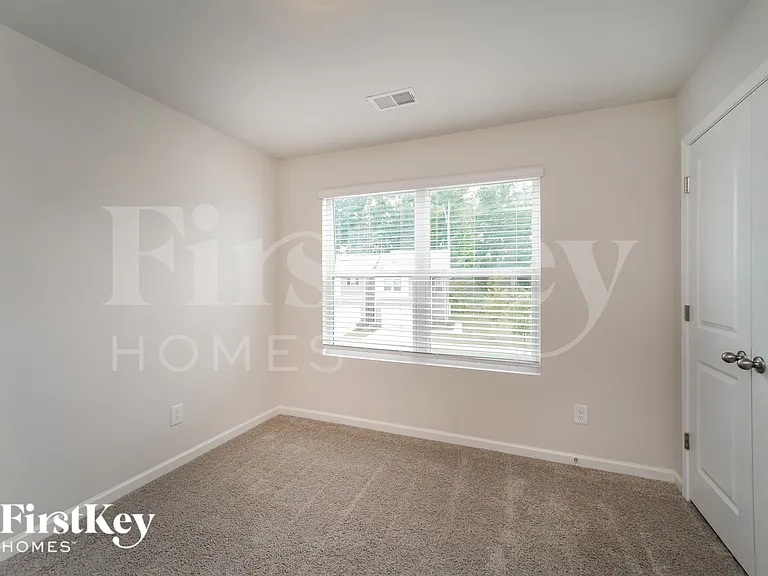 2035 Cypress Village Dr NW — Photo 11