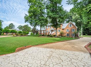 9327 Greywood Dr, Mechanicsville, VA 23116