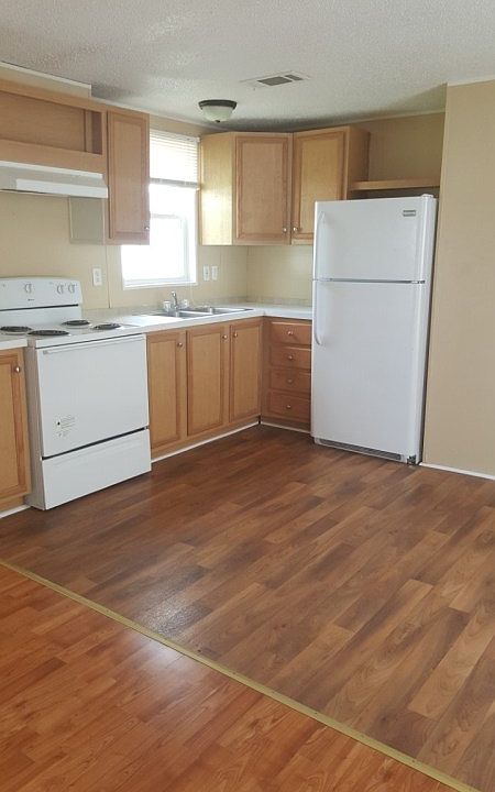 2nd image of 199 Edsel Dr