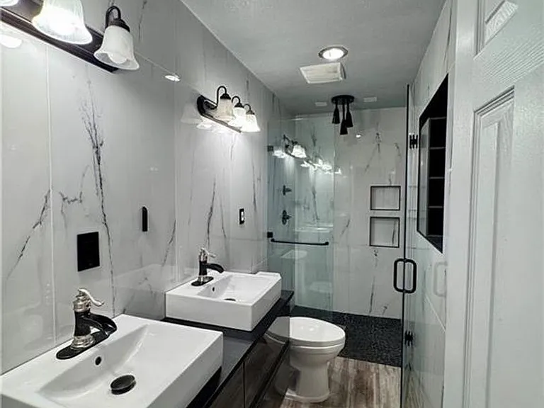 4248 Montdale Ave — Photo 12