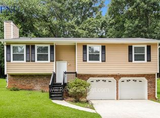 6356 Queens Rd, Douglasville, GA 30135