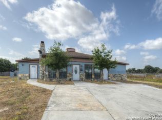 280 County Road 341, La Vernia, TX 78121