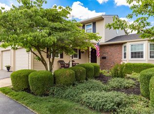 4351 Crown Point Dr, Columbus, OH 43220