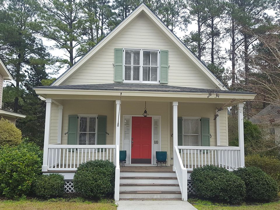 1st image of 23 Brisbane Dr
