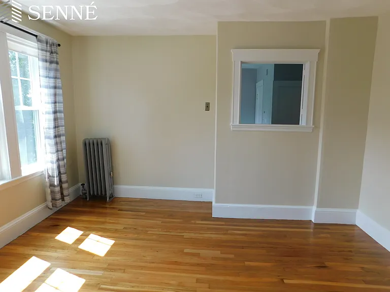 37 Fayerweather St #A — Photo 4
