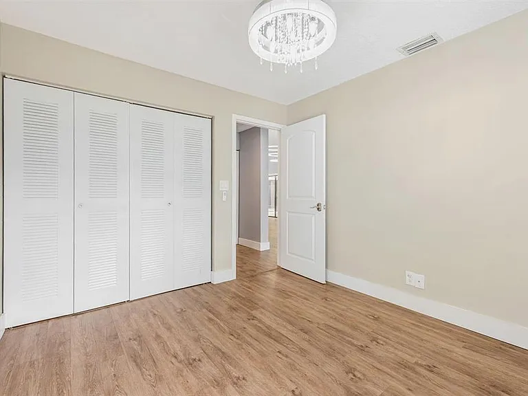 Summertrace Cir — Photo 10