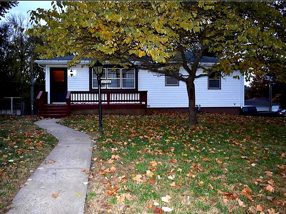 1st image of 2702 Belle St