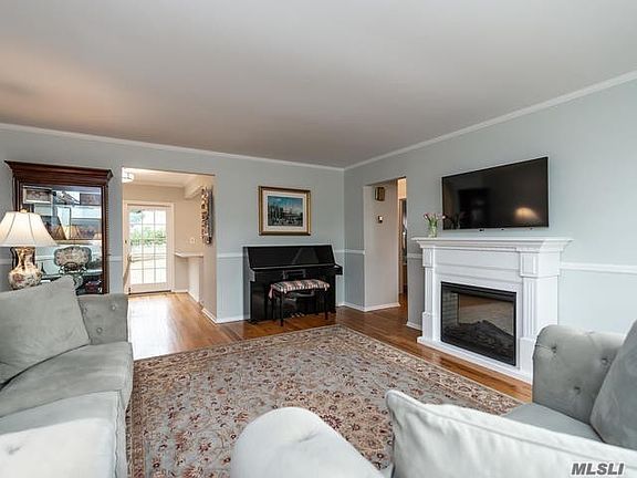 3rd image of 157 Garden St
