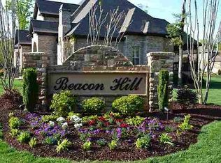 218 New Castle Dr, Duncan, SC 29334