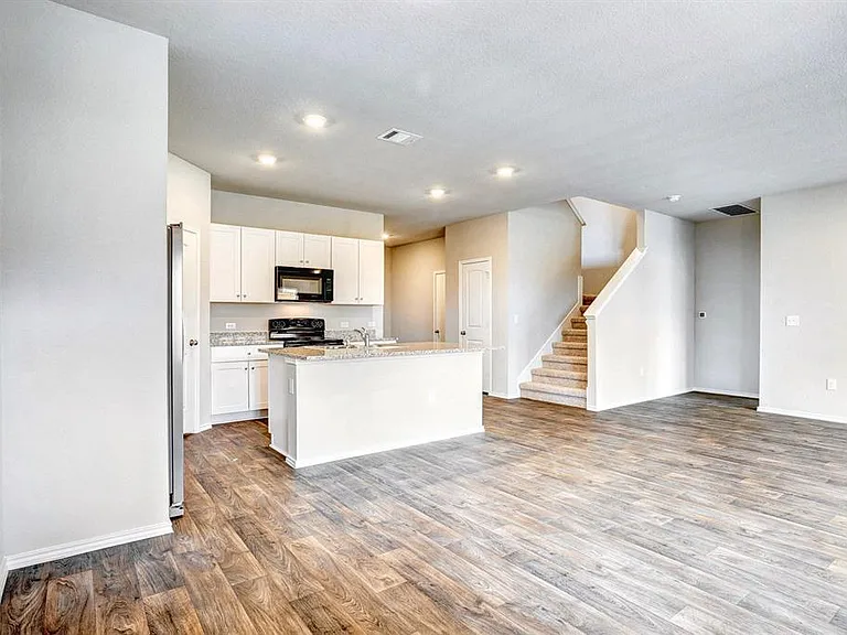 5905 Brocade Dr — Photo 3