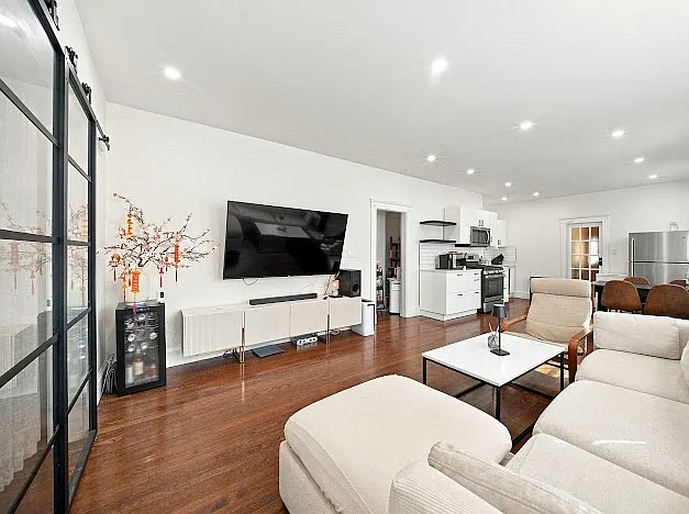 108 Park Ave #108