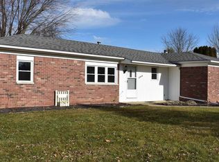 2050 Wilshire Dr, Frankfort, IN 46041