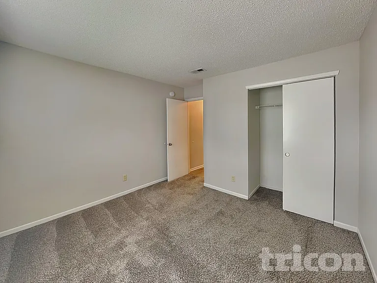 3146 Brandenburg Dr — Photo 12