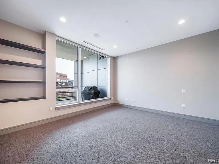 100 Detroit St #403 — Photo 22