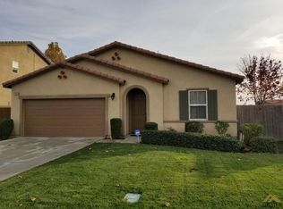 5619 Woodard Ridge Dr, Bakersfield, CA 93313