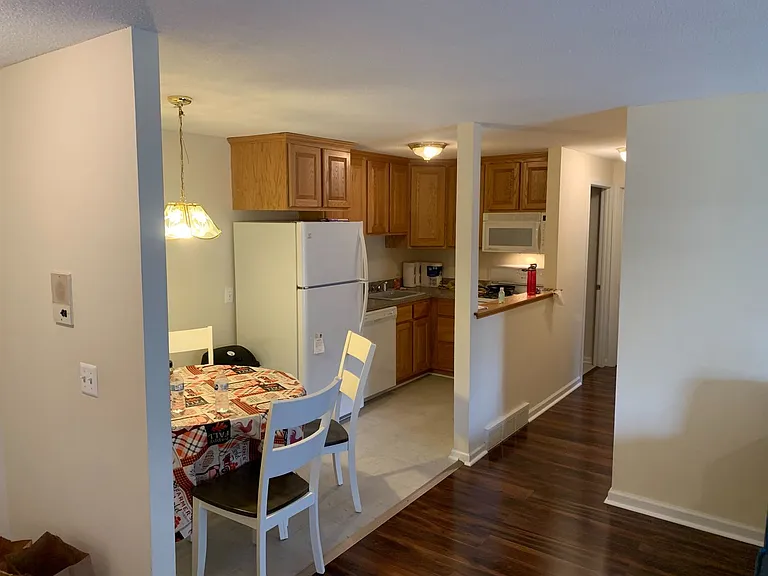 18 Surrey Dr #A3 — Photo 5